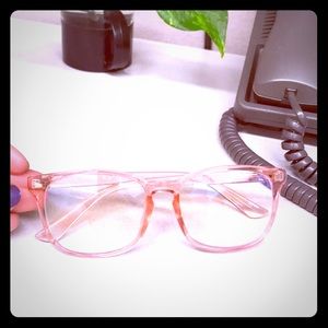 Blue light blocking glasses